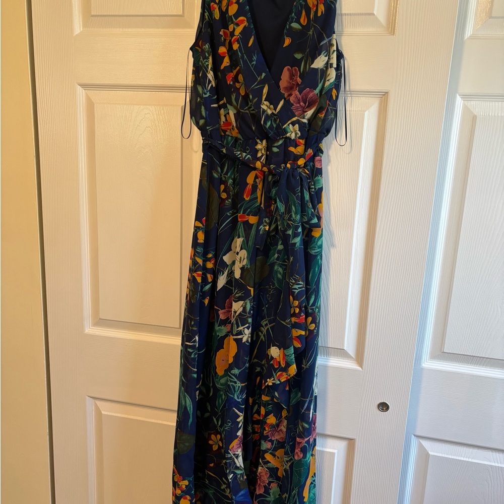 Flora Maxi Dress with Belt - Picture 8 of 8